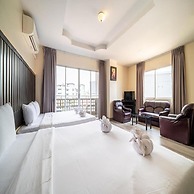 Dancenter Luxury Underwater World Pattaya