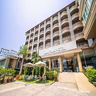 Dancenter Luxury Underwater World Pattaya
