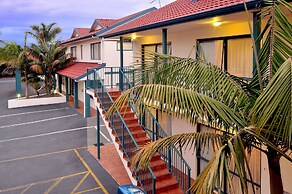 Academy at Botany Motor Inn