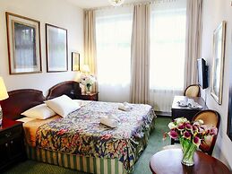 Aparthotel Miodosytnia