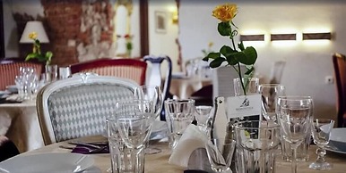 Aparthotel Miodosytnia