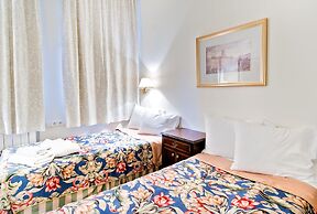 Aparthotel Miodosytnia