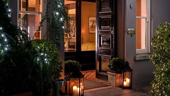 Riverbank House Hotel