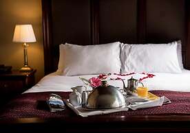 Riverbank House Hotel