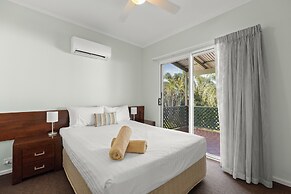 Cable Beachside Villas
