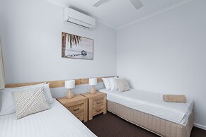 Cable Beachside Villas