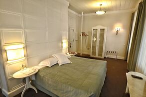 Kar's Otel - Special Class