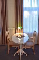 Kar's Otel - Special Class