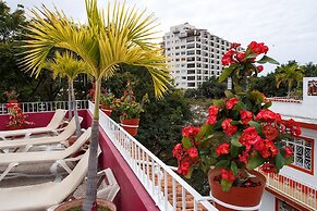 Suites Plaza del Rio - Family Hotel Malecon Centro