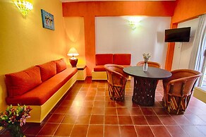 Suites Plaza del Rio - Family Hotel Malecon Centro