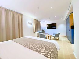 Brit Hotel Piscine & Spa - Fougères