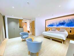 Brit Hotel Piscine & Spa - Fougères