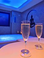 Brit Hotel Piscine & Spa - Fougères