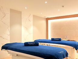Brit Hotel Piscine & Spa - Fougères