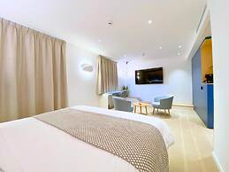 Brit Hotel Piscine & Spa - Fougères