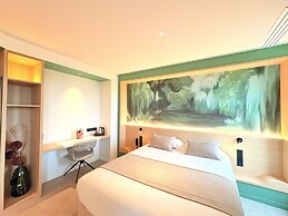 Brit Hotel Piscine & Spa - Fougères