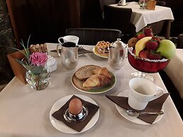 Pensione Accademia - Villa Maravege