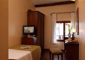 Pensione Accademia - Villa Maravege