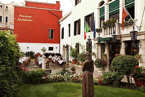 Pensione Accademia - Villa Maravege