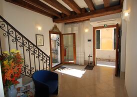 Santa Margherita Guesthouse