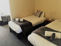 Fairway Motel and Apartments