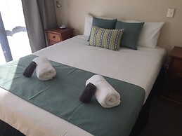 Fairway Motel and Apartments