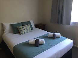 Fairway Motel and Apartments