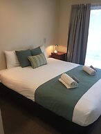 Fairway Motel and Apartments