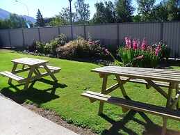 Fairway Motel and Apartments