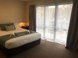 Fairway Motel and Apartments