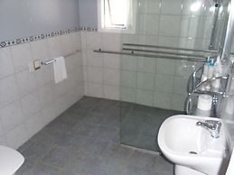 Fairway Motel and Apartments