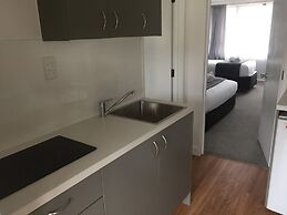 Fairway Motel and Apartments