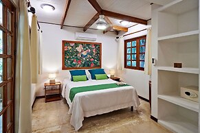 Hotel Tropico Latino