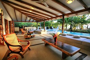 Hotel Tropico Latino