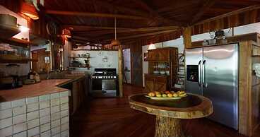 Hotel Tropico Latino