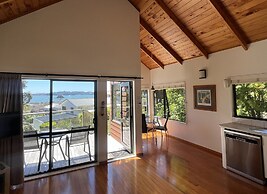 Abri Apartments