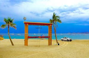 Hotel Palmas De Cortez