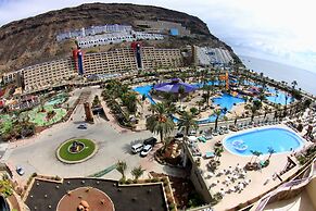 Hotel LIVVO Valle Taurito & Aquapark