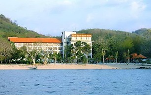 Bintang Flores Hotel