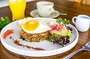 Nirwana Beach & Resort