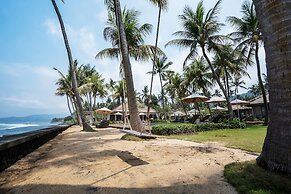 Nirwana Beach & Resort