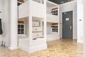 Casa Gracia Barcelona - Hostel