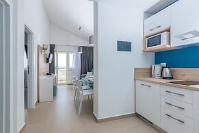 Hotel and Apartments Vila 4m