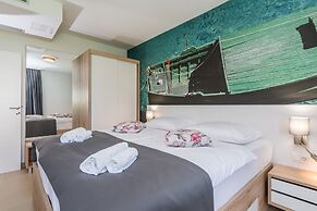 Hotel and Apartments Vila 4m