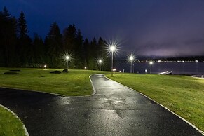 Hotel Aateli Lakeside