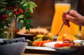 Hotel Aateli Lakeside