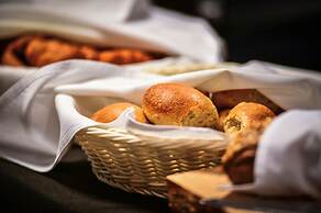 Hotel Aateli Lakeside