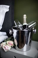 Palm Tree Hotel, Best Western Signature Collection