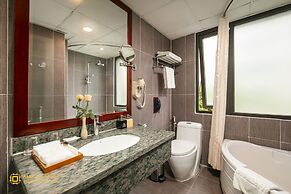 May De Ville Trendy Hotel & Spa