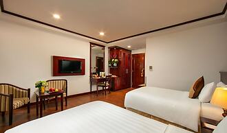 May De Ville Trendy Hotel & Spa